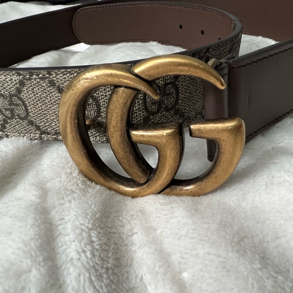 Gucci GG belt with double g buckle